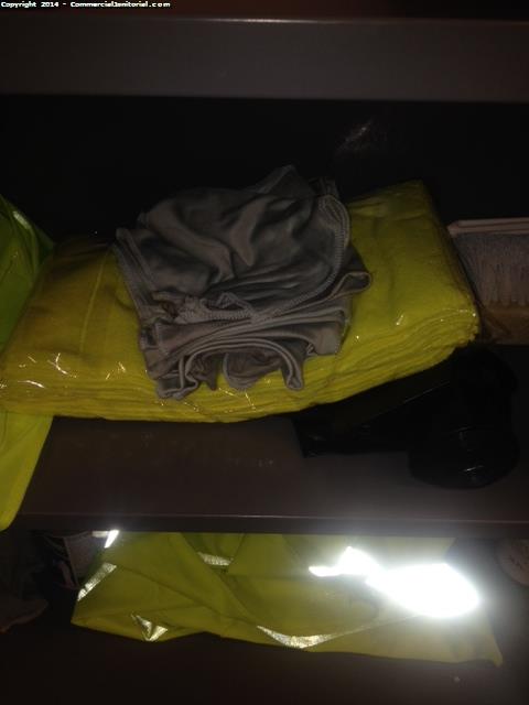 7/12- 

Dropped off clean microfiber cloths for cleaners to use tonight at account.

Jason R.