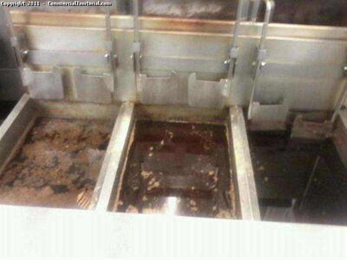 Nightly fryer, equipment, and appliance cleaning in a commercial restaurant, bar, and kitchen in Tennessee. We specialize in restaurant cleaning services. This is a before picture of the fryer