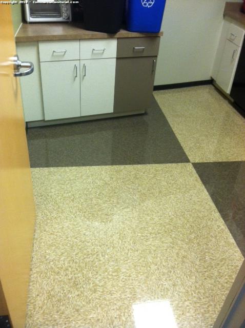 10/3- Edger performed inspection

Crew did a really good job of stripping and waxing break room tonight.

Way to go TEAM!!

Edger